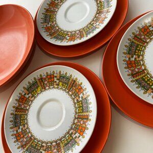 Lovely Vintage plates w/ serving bowl |1970s dinnerware | Midcentury modern